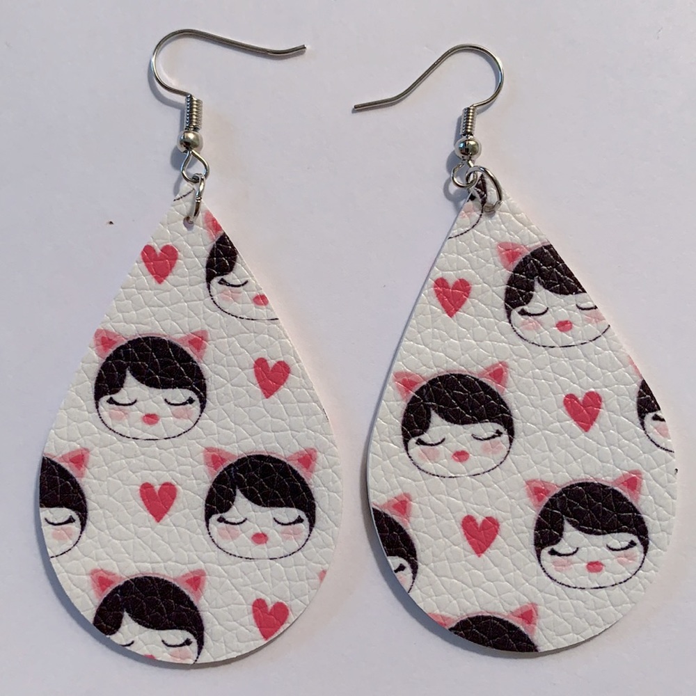 🖤Pick Any 3 for $12🖤 Faux Leather Dangle Earrings Cat Ears - Picture 2 of 5